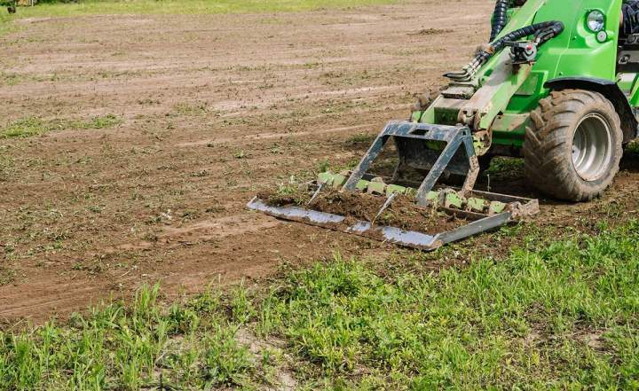 Assurer la propreté d’un terrain et optimiser la sécurité.